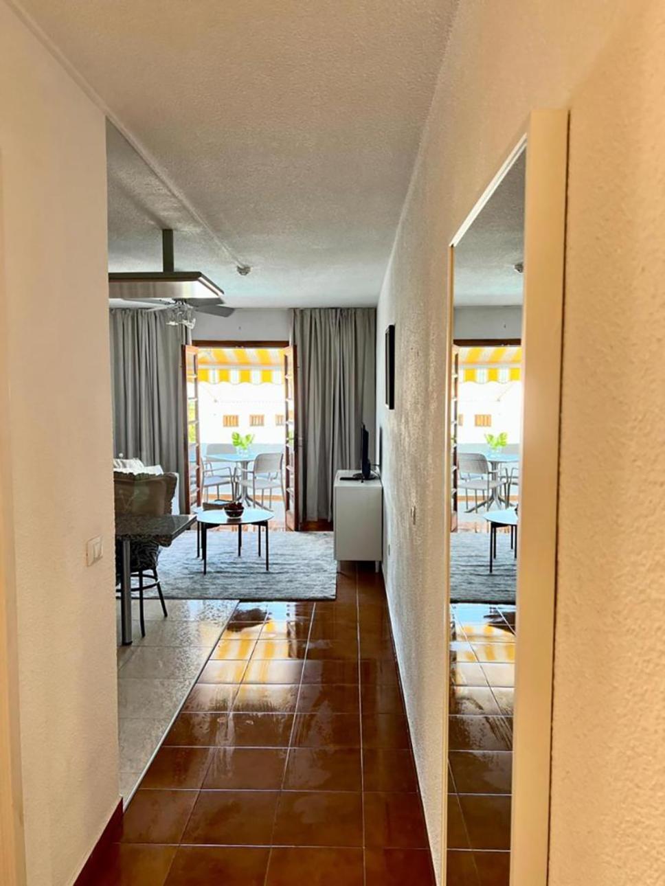 Playa Feñabe Coconut Apartament In Garden City מראה חיצוני תמונה