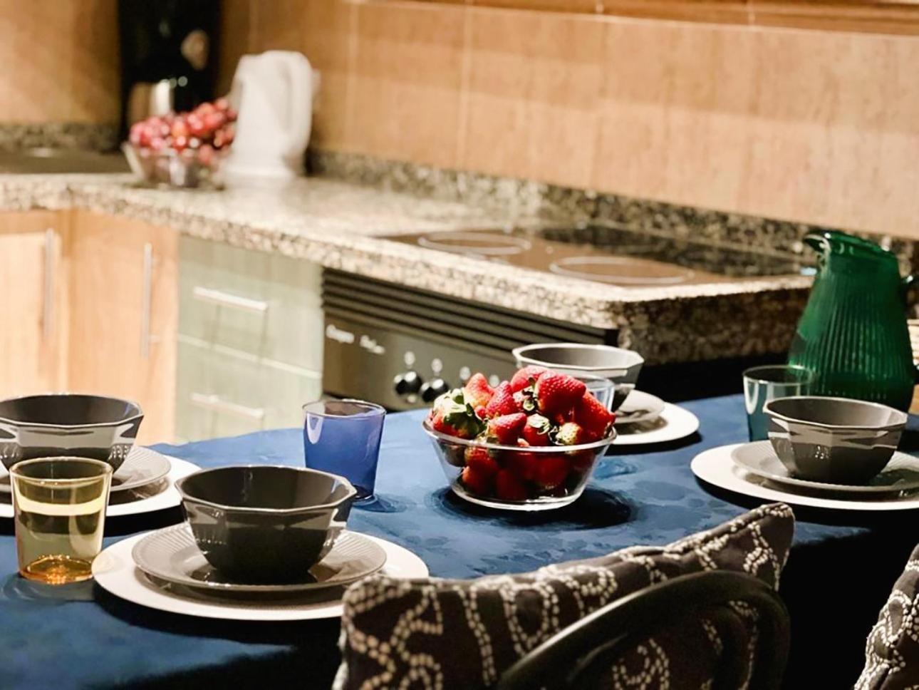Playa Feñabe Coconut Apartament In Garden City מראה חיצוני תמונה