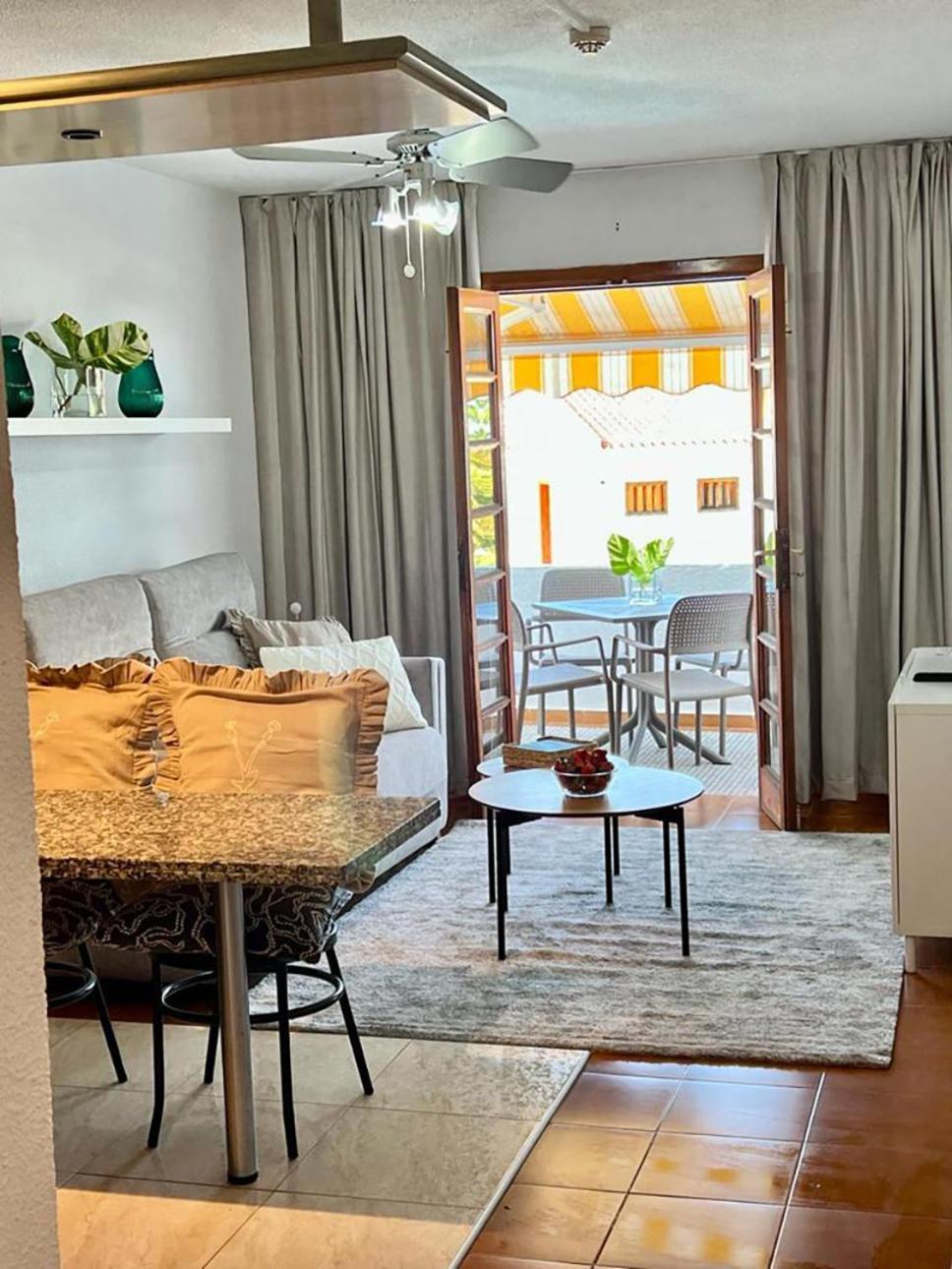 Playa Feñabe Coconut Apartament In Garden City מראה חיצוני תמונה