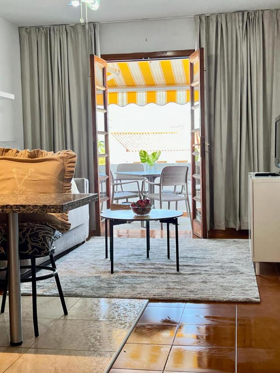 Playa Feñabe Coconut Apartament In Garden City מראה חיצוני תמונה
